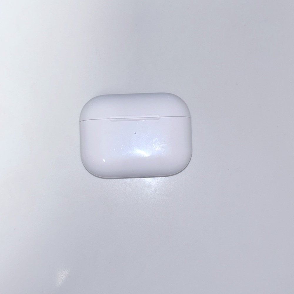 NWOT 2nd generation airpod pros